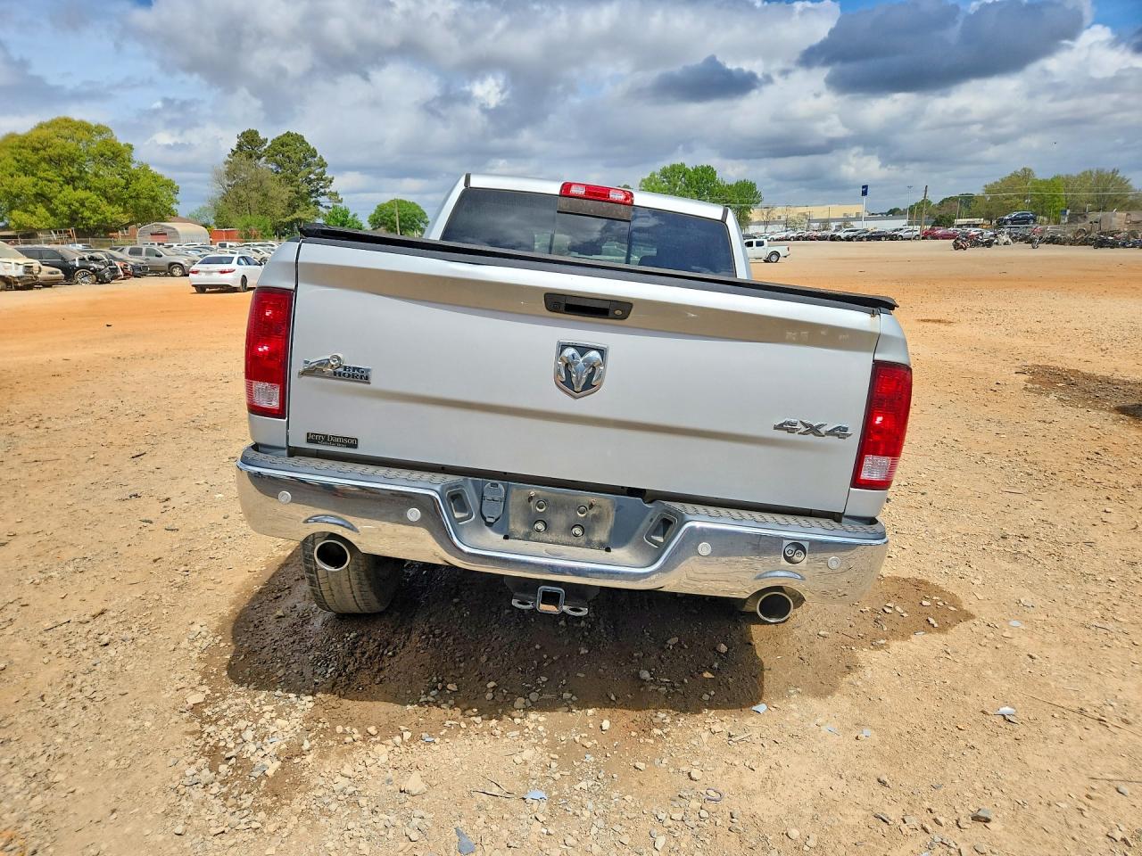 2018 RAM 1500 VIN 3C6RR7LT5JG171584 photo 6