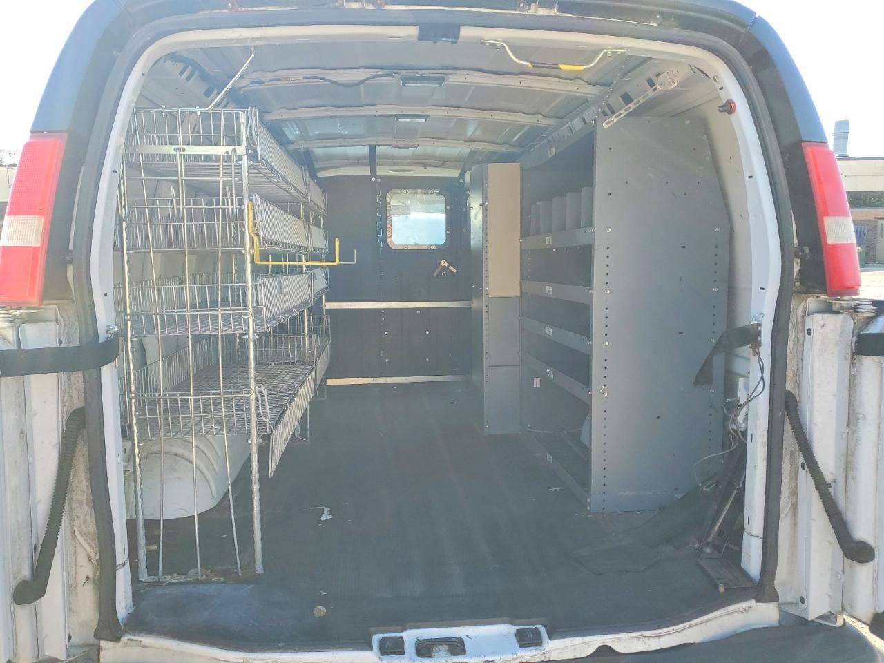 2014 CHEV Express VIN 1GCSGAFX7E1169111 photo 10