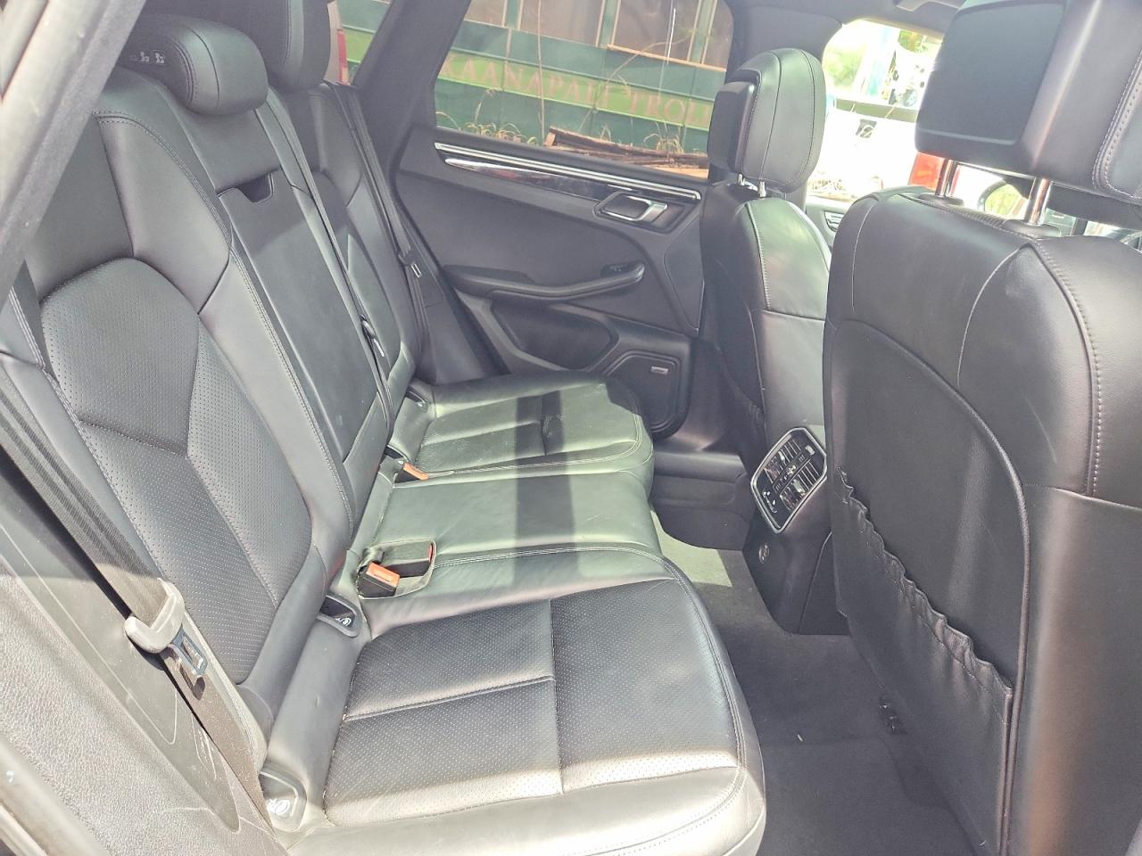 2018 PORSCHE Macan VIN WP1AA2A5XJLB22225 photo 11