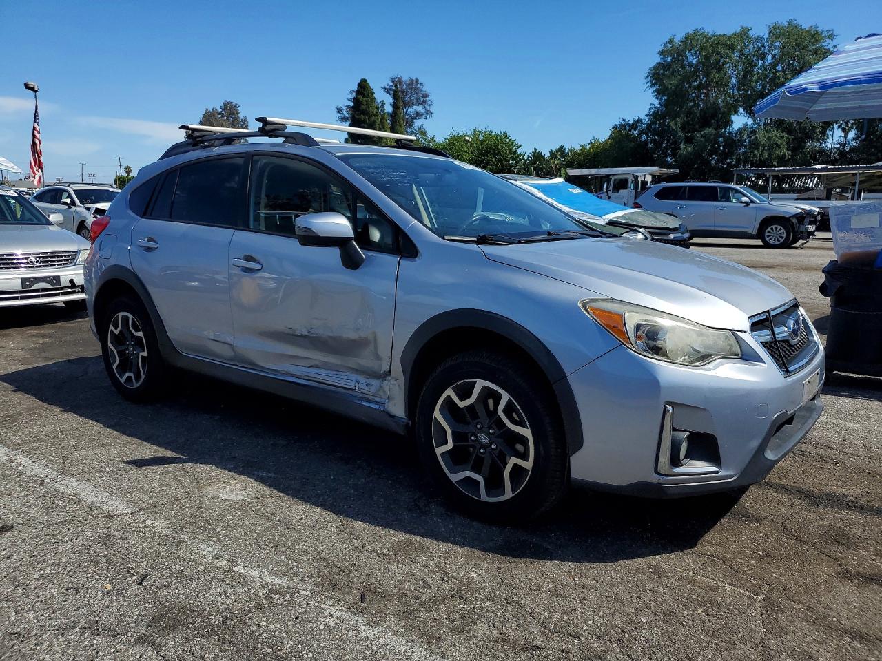 2017 SUBARU Crosstrek VIN JF2GPAKC9H8223126 photo 4