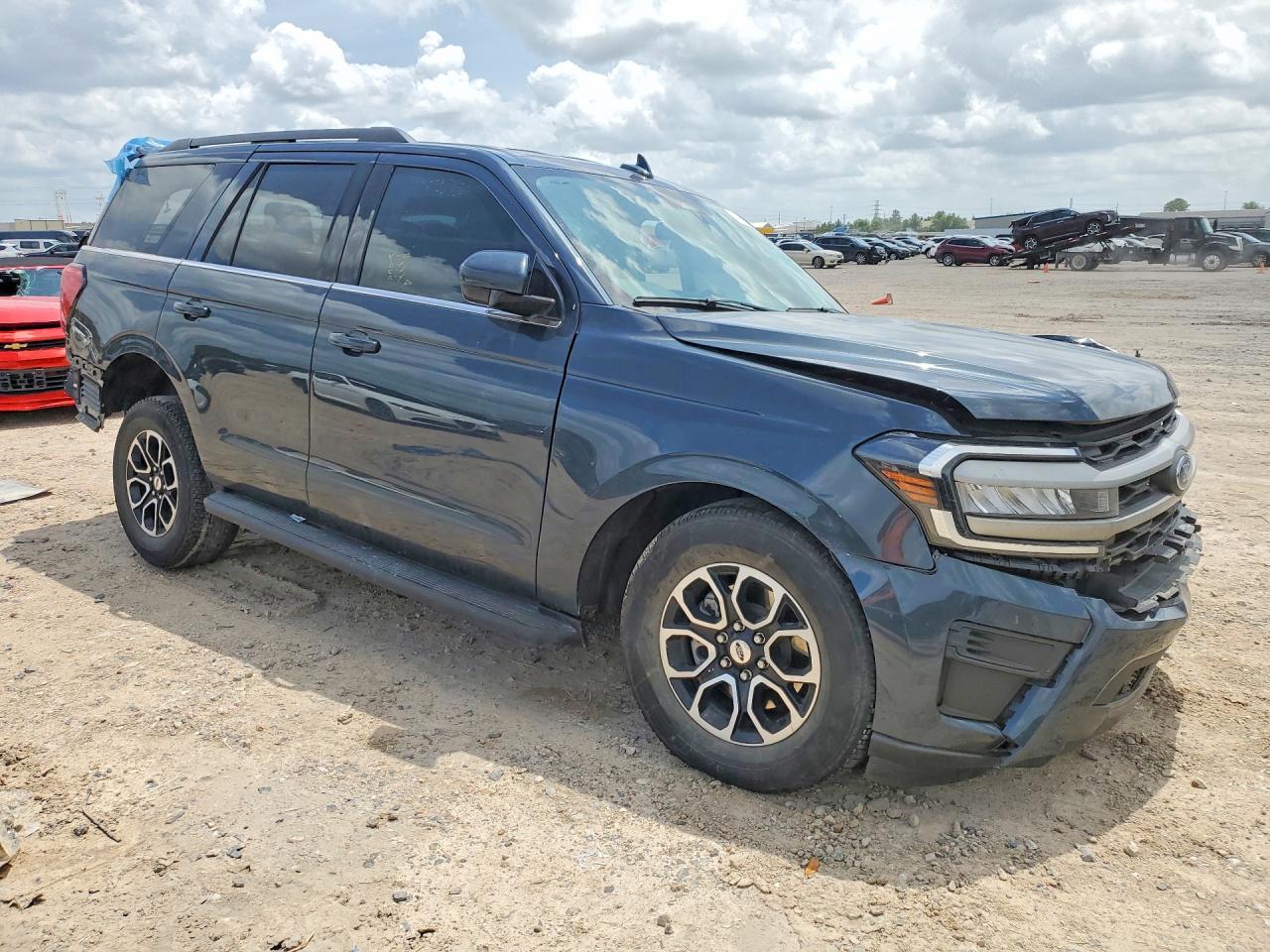 2024 Ford Expedition VIN 1FMJU1J8XREB06163 photo 4
