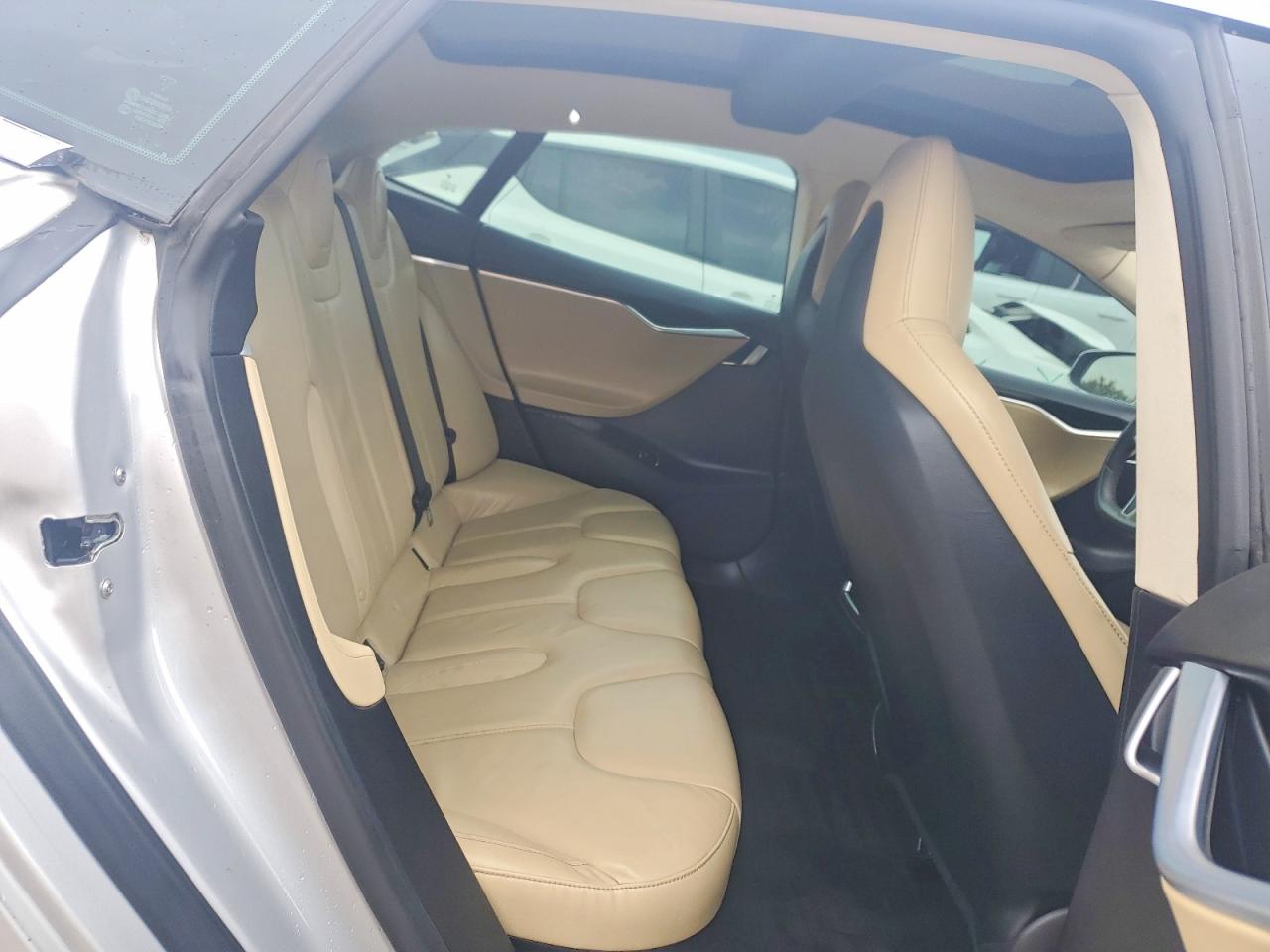 2013 Tesla Model s VIN 5YJSA1CN5DFP15737 photo 10