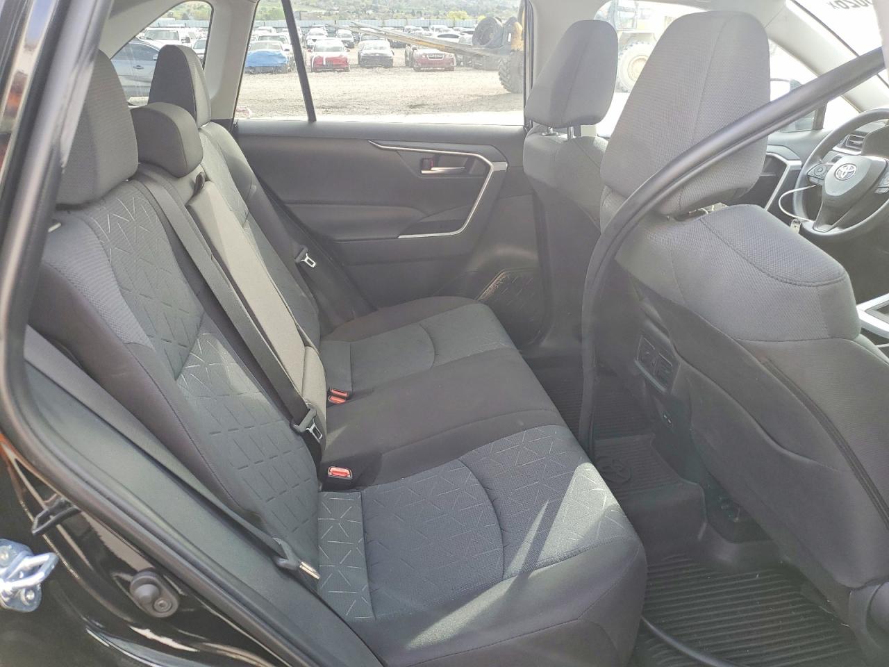 2025 Toyota Rav4 VIN 2T3P1RFV4SC550580 photo 10