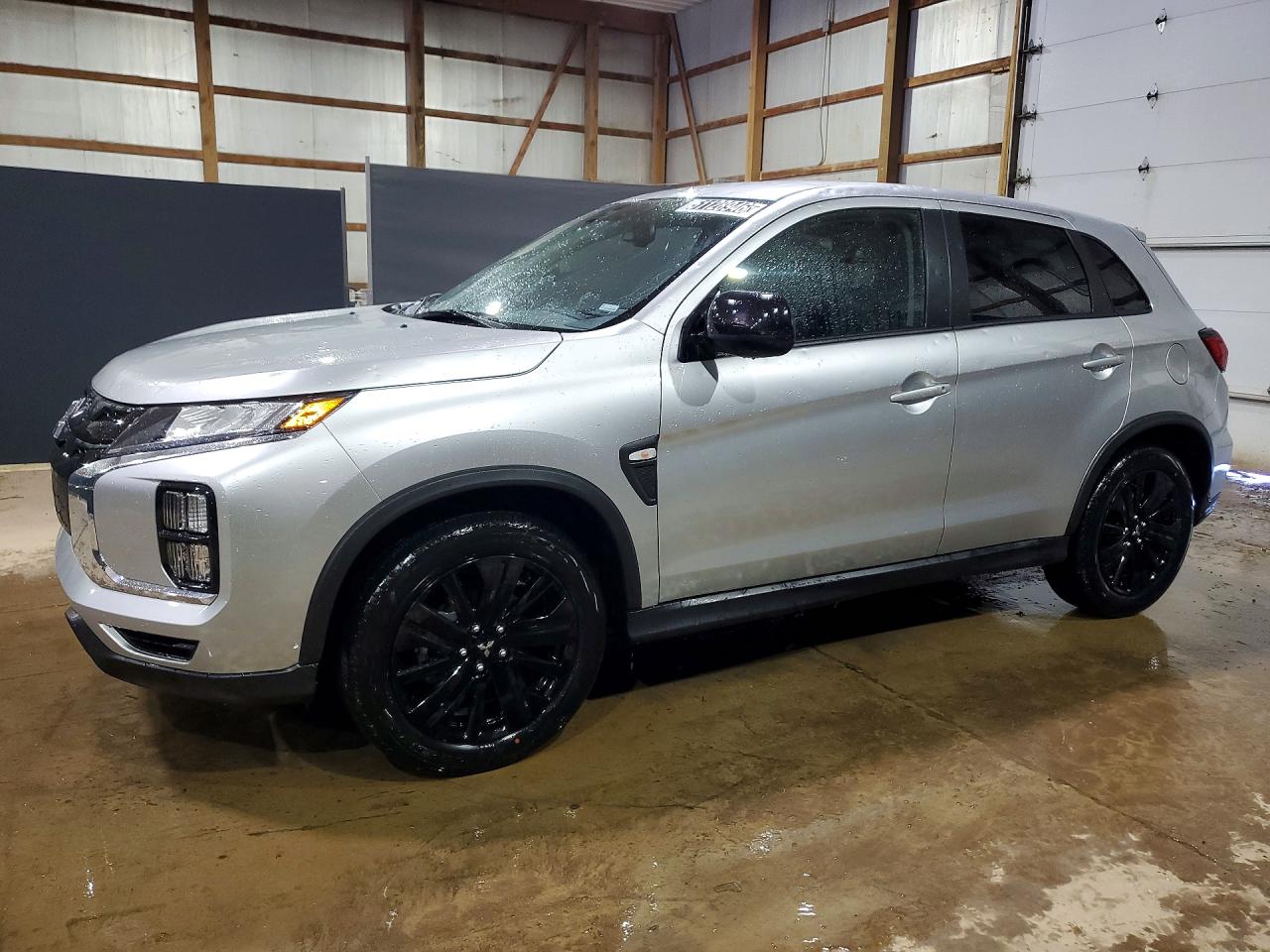 2026 Mitsubishi Outlander VIN JA4ARUAU1TU013544 photo 1