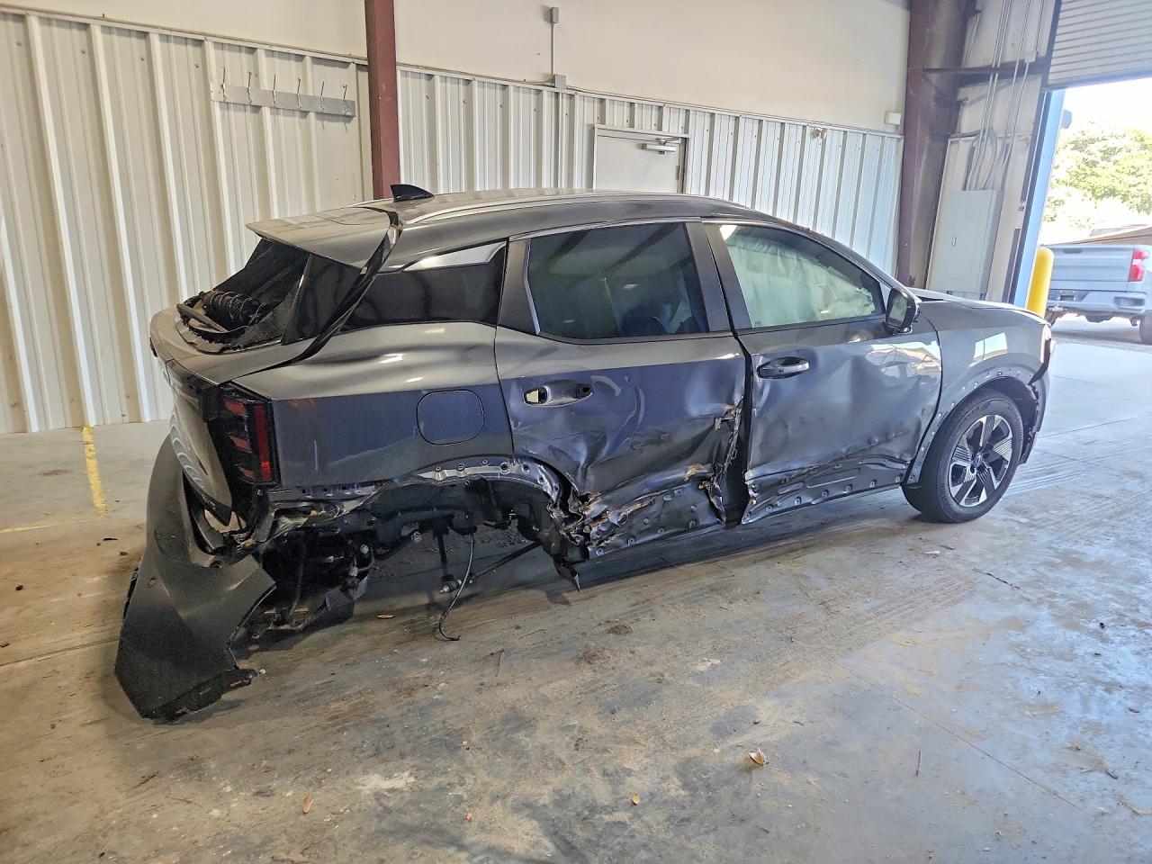 2026 NISSAN Kicks VIN 3N8AP6CB3TL361282 photo 3