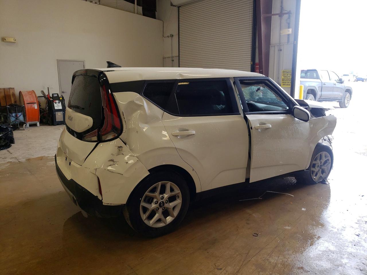 2025 Kia Soul VIN KNDJ23AU7S7262013 photo 3