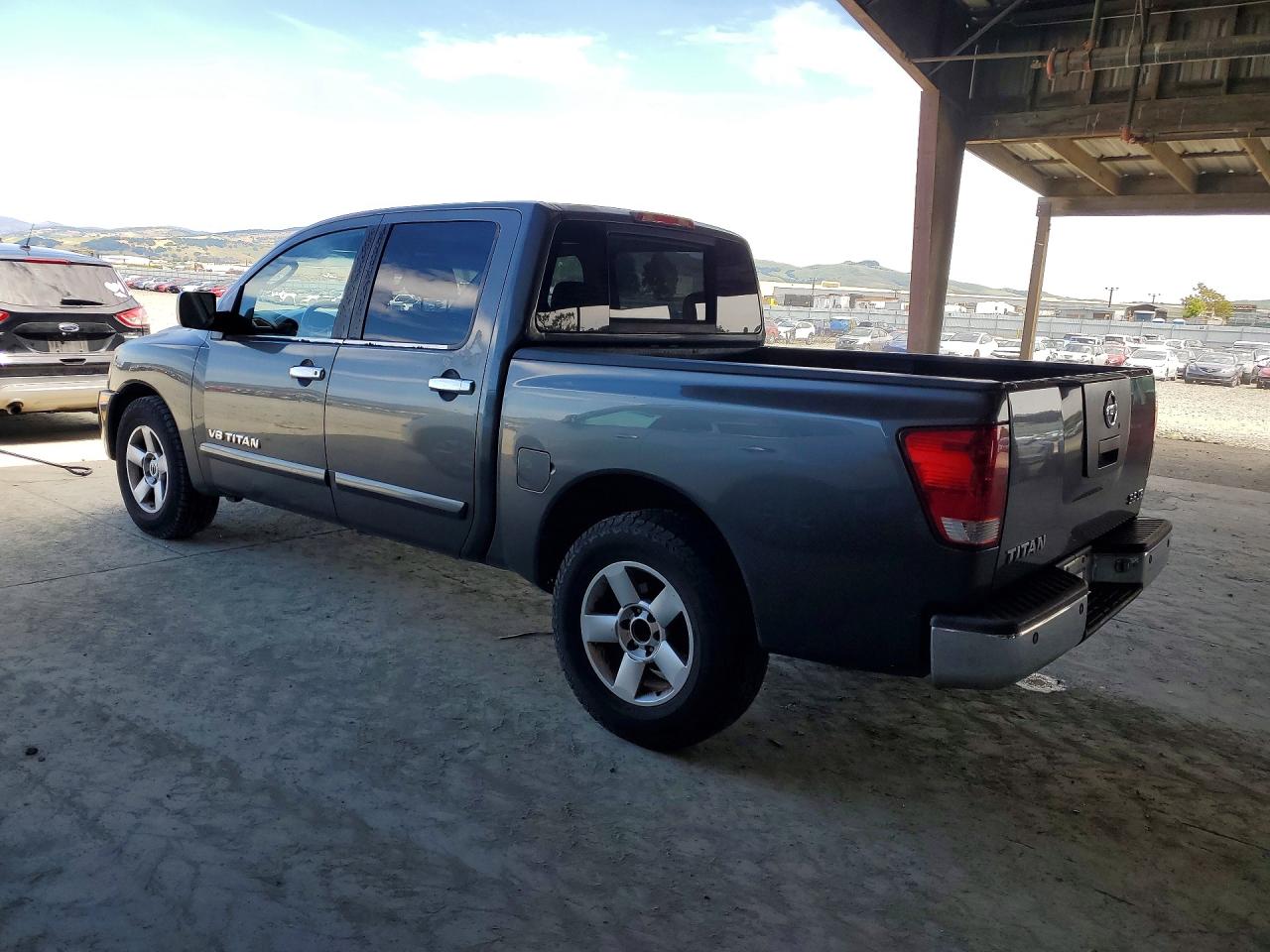 2006 Nissan Titan xe VIN 1N6AA07A86N555772 photo 2