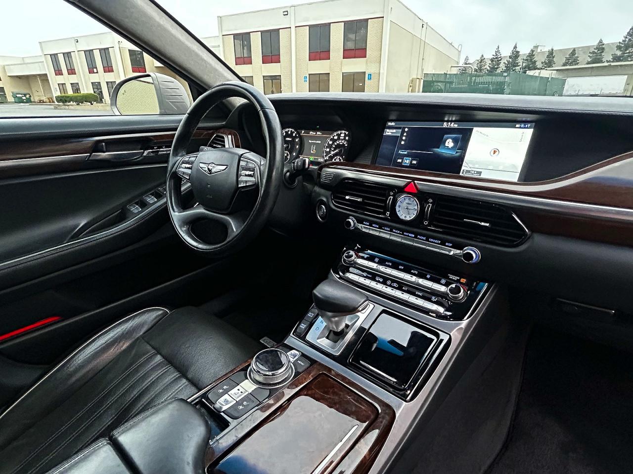 2018 Genesis G90 5.0 ul VIN KMHG54JH8JU044264 photo 9