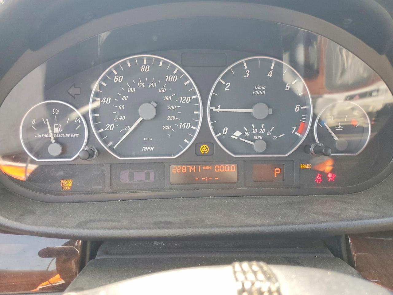2004 BMW 3 series VIN WBABW53404PL46742 photo 9