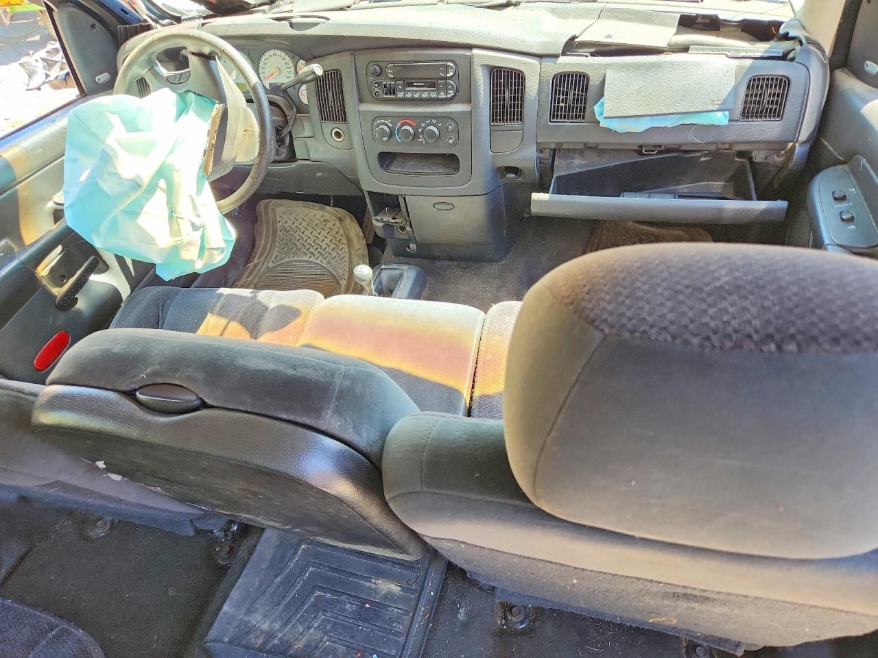 2002 Dodge Ram 1500 VIN 1D7HU18N62S568974 photo 8