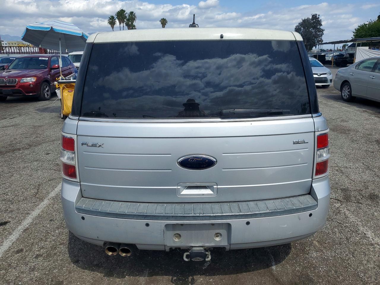 2010 Ford Flex VIN 2FMGK5CC4ABA14393 photo 6