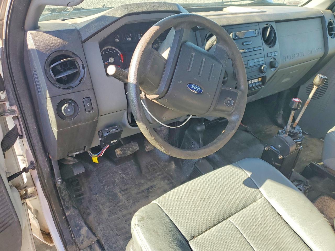 2015 Ford F450 VIN 1FDUF4HY5FED09472 photo 8