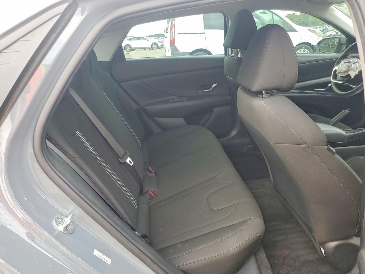 2022 Hyundai Elantra VIN KMHLM4AG7NU270665 photo 10