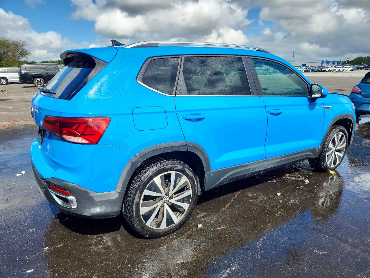 2024 VOLKSWAGEN All other VIN 3VVEX7B29RM127432 photo 3