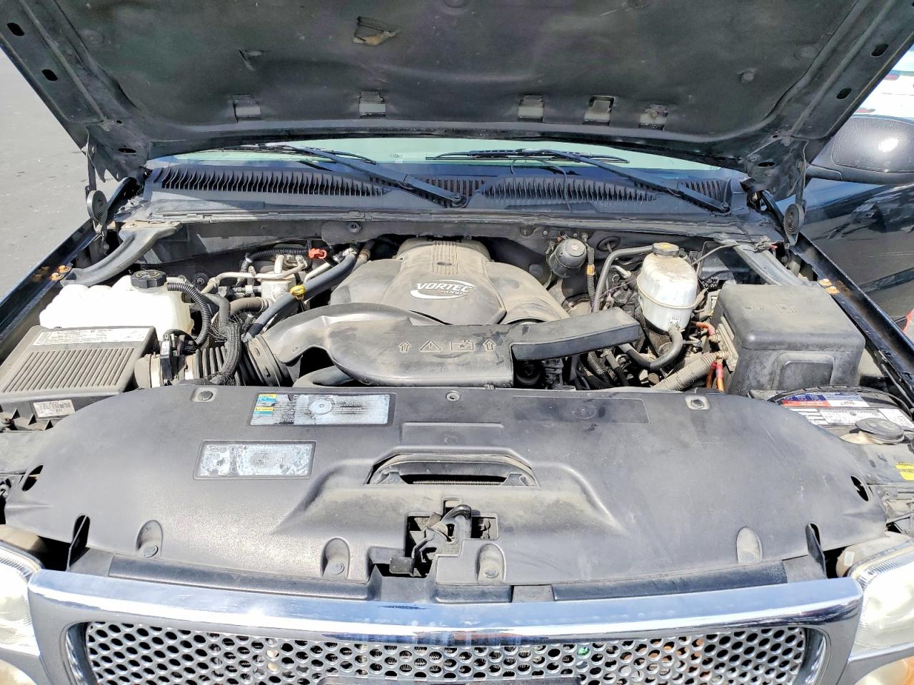 2005 GMC Yukon VIN 1GKFK66U65J234490 photo 12