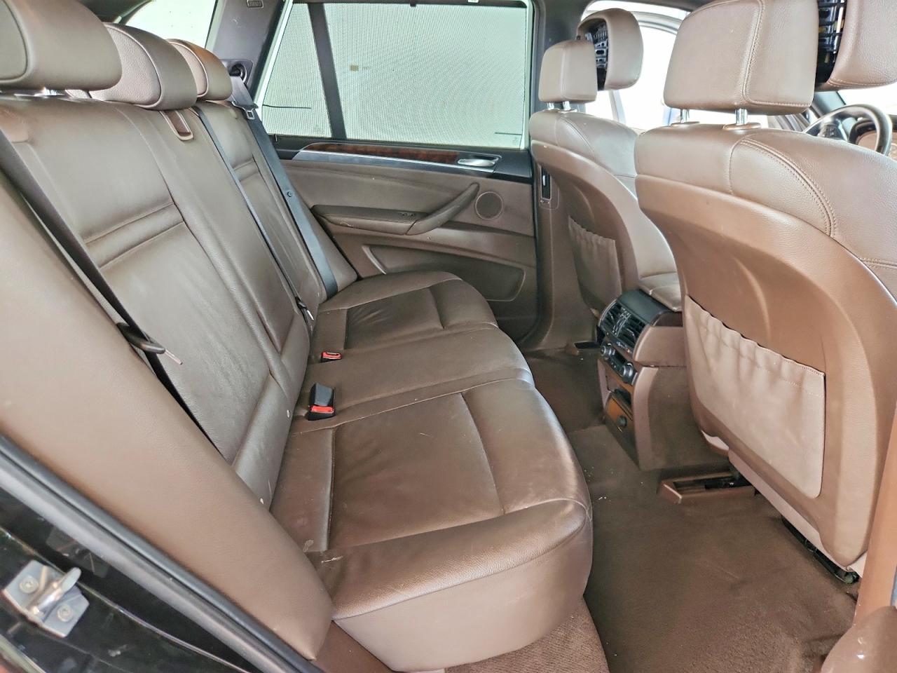 2010 BMW X5 VIN 5UXFE4C54AL276724 photo 11