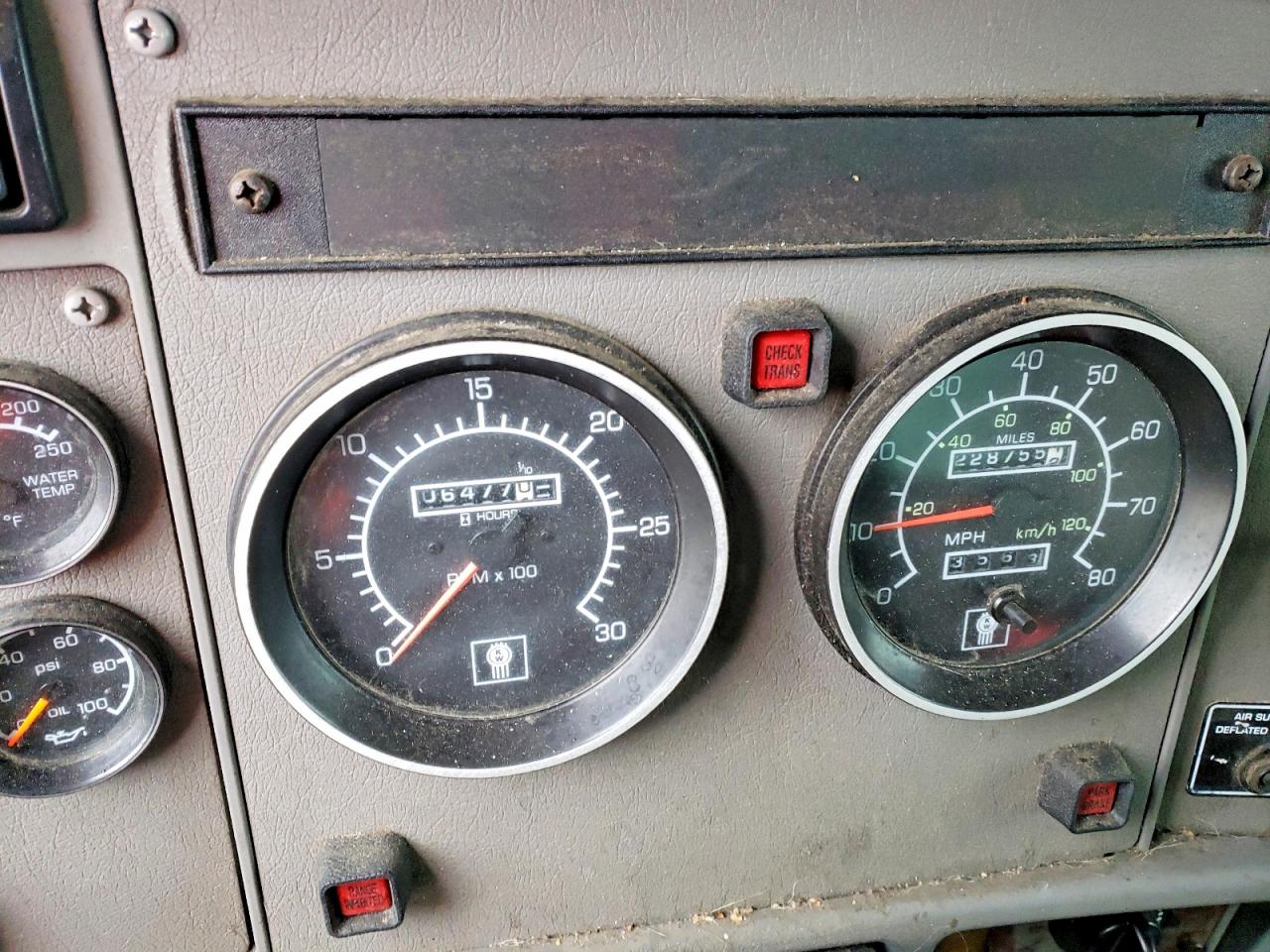 2009 KENWORTH All other VIN 2NKHHM6X19M249168 photo 9