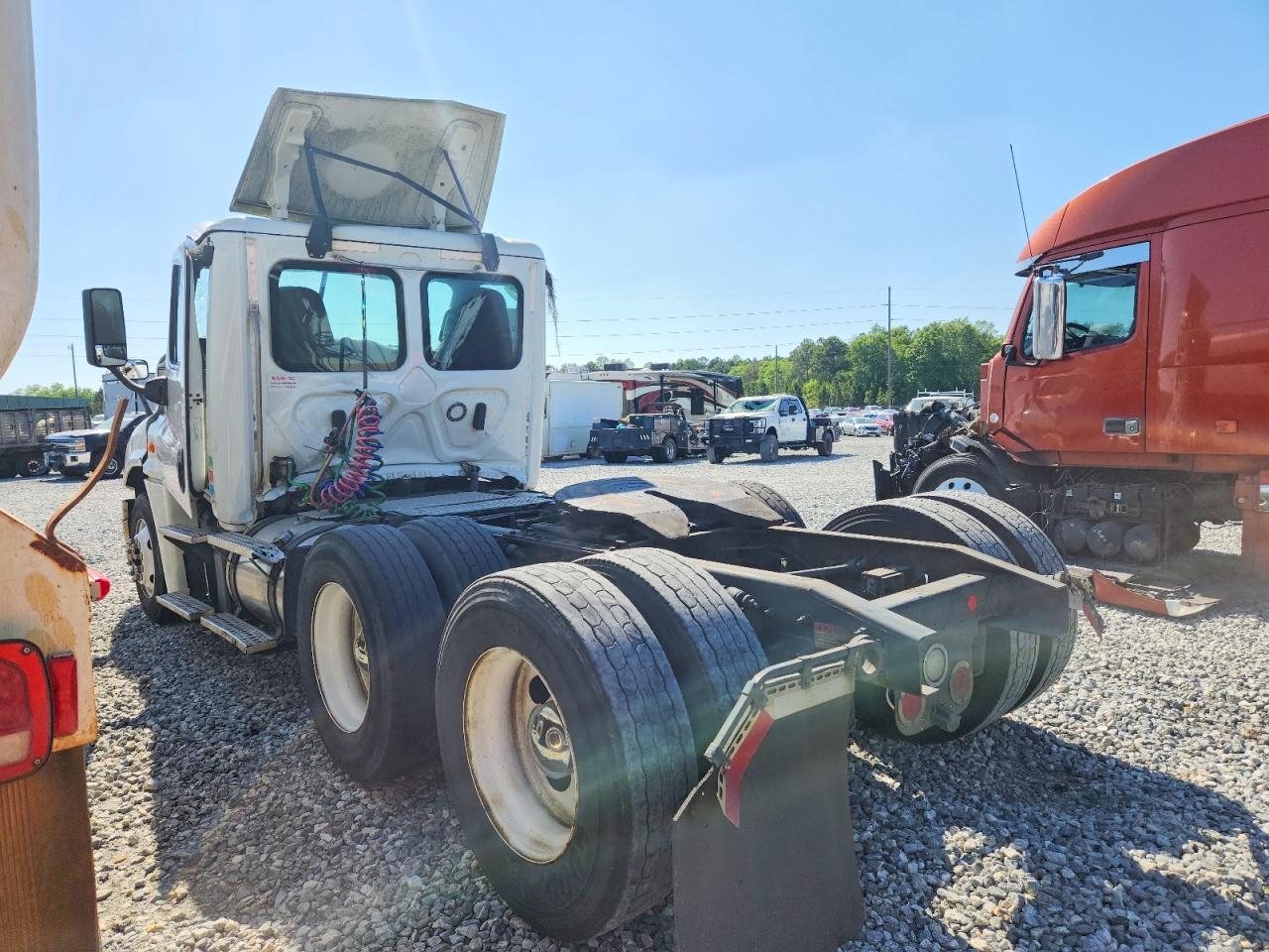 2019 FREIGHTLINER All other VIN 3AKJGEDR2KSKG5681 photo 3