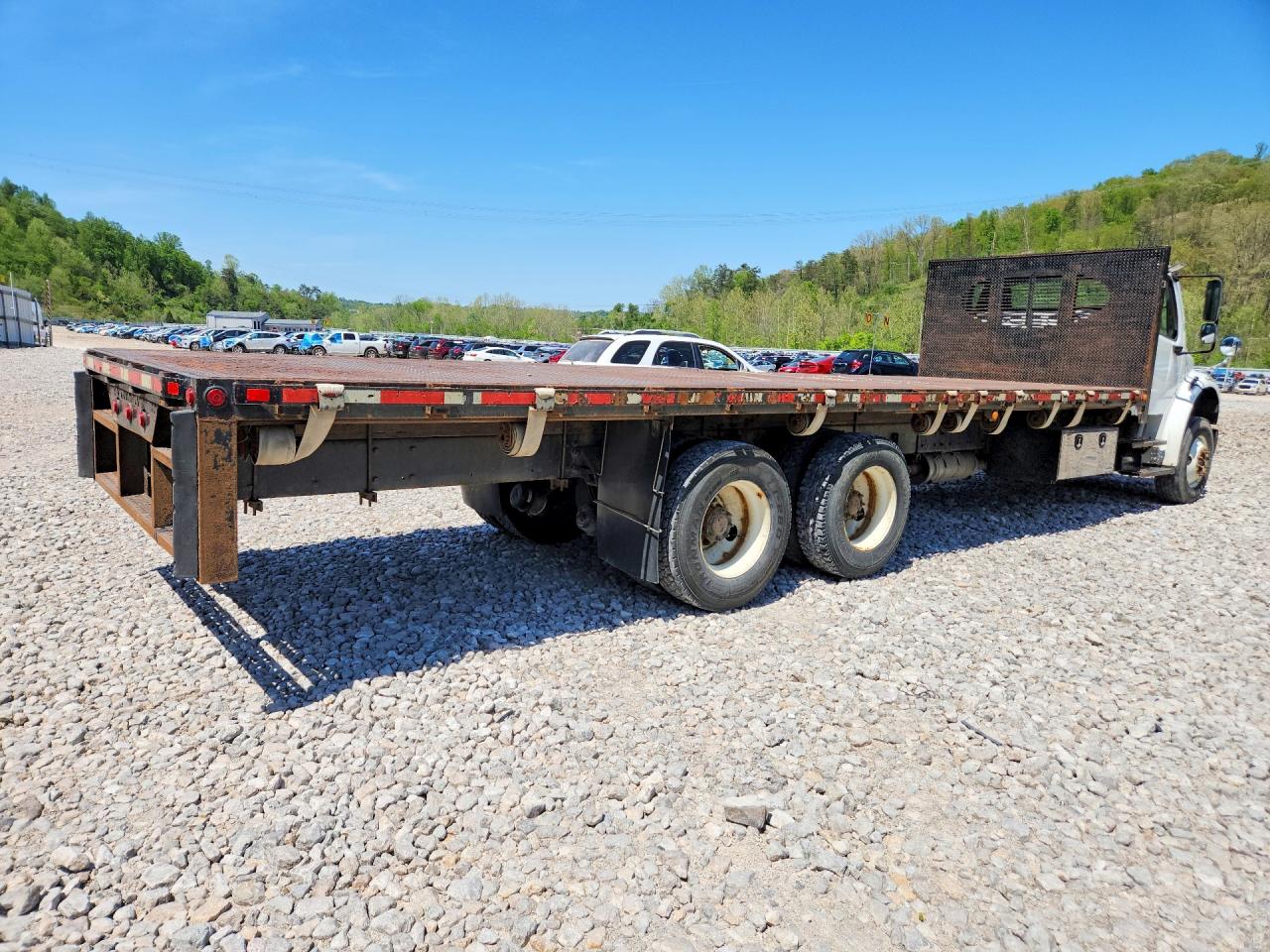 2015 FREIGHTLINER All other VIN 1FVHCYCY0FHGE8896 photo 3