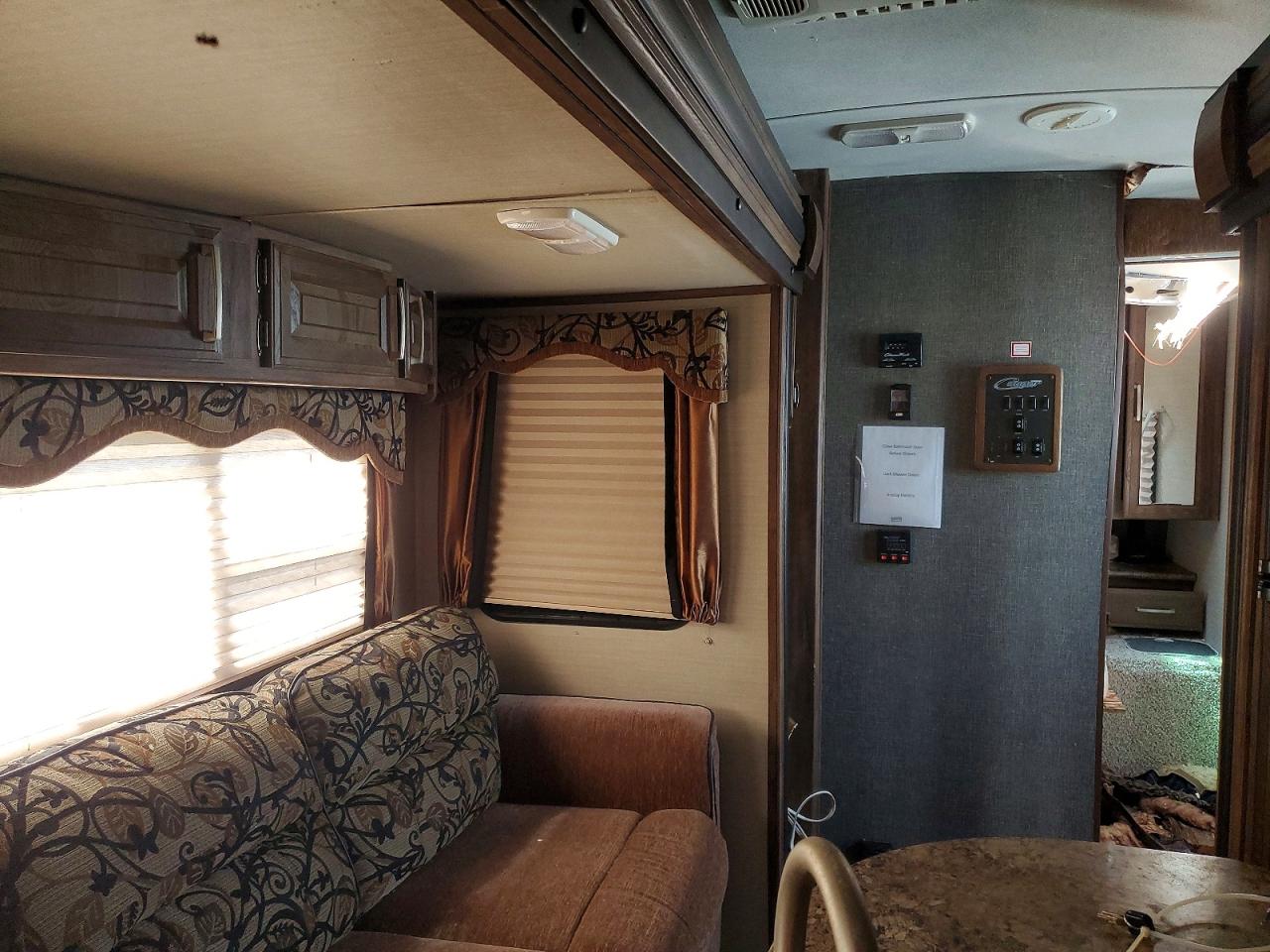 2016 KEYSTONE Cougar VIN 4YDT26R22GV503635 photo 5