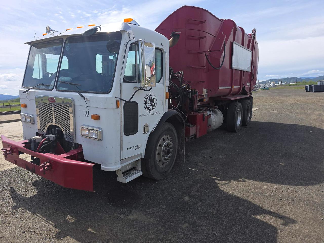 2006 PETERBILT All models VIN 1NPZL00X96D716451 photo 2