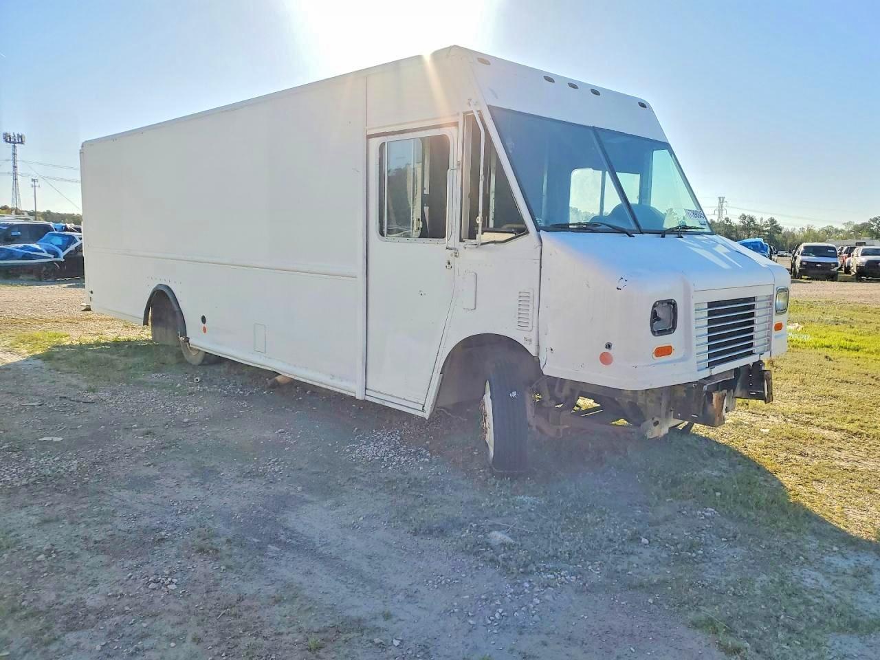 2012 FREIGHTLINER All other VIN 4UZAAPDUXCCBT6239 photo 4