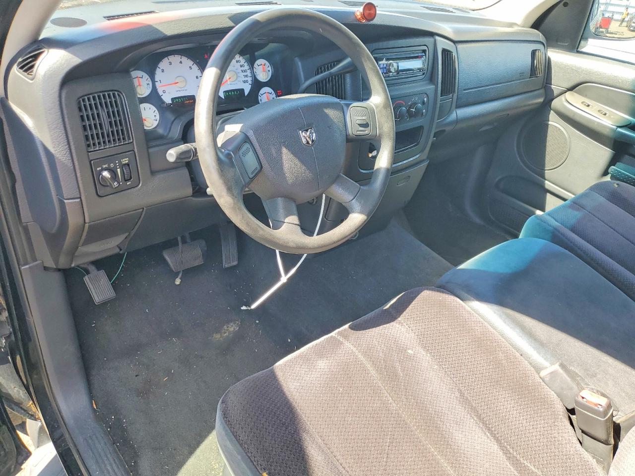 2005 Dodge Ram 1500 VIN 1D7HA18DX5J516533 photo 8