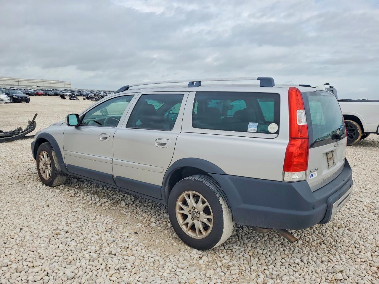 2007 Volvo Xc70 VIN YV4SZ592X71271259 photo 2