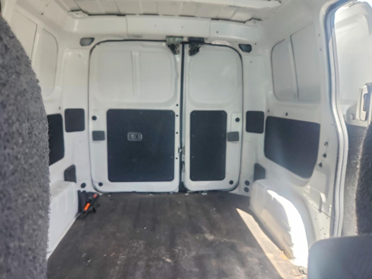 2019 Nissan Nv VIN 3N6CM0KN2KK704378 photo 10