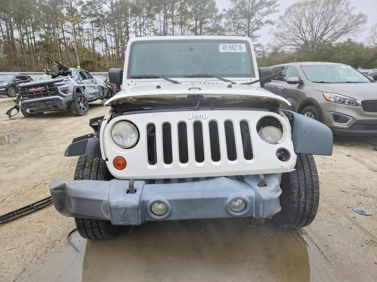 2008 Jeep Wrangler / VIN 1J4GA69198L640870 photo 5