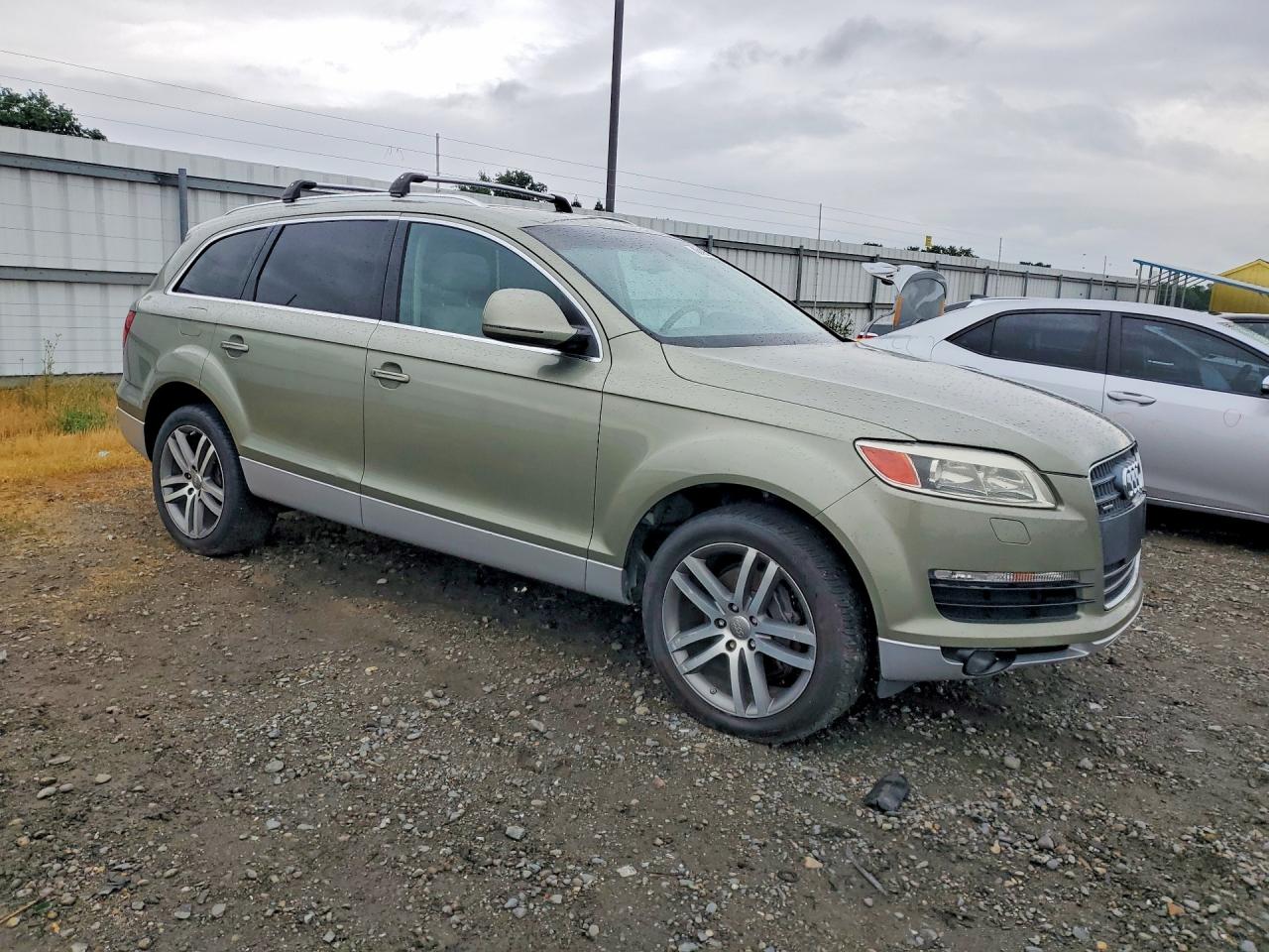 2007 Audi Q7 VIN WA1BV74L27D073925 photo 4