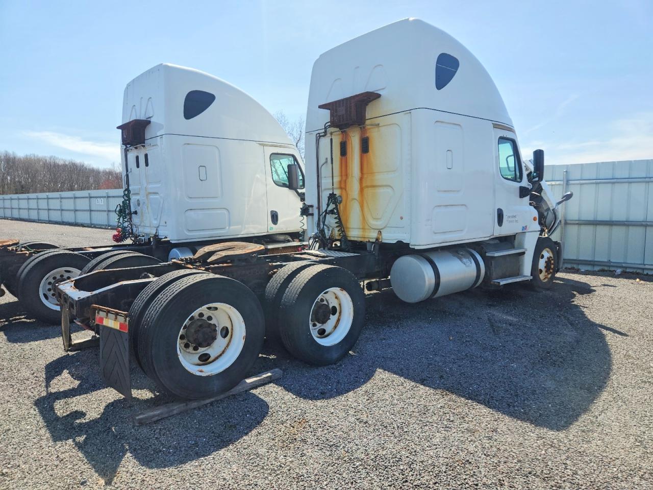 2015 FREIGHTLINER All other VIN 1FUJGLD65FLGJ1340 photo 4
