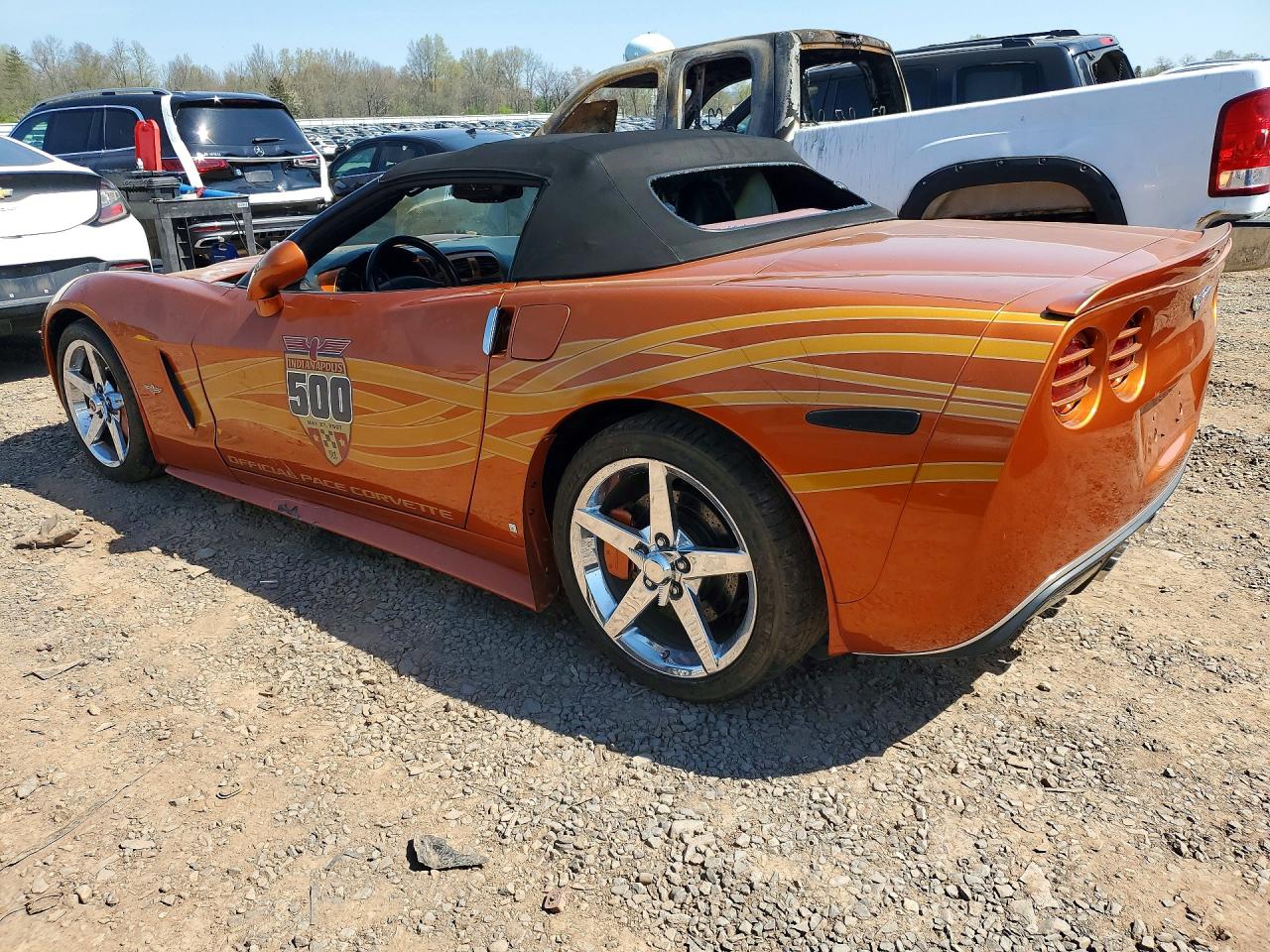 2007 Chevrolet Corvette VIN 1G1YY36U675139028 photo 2