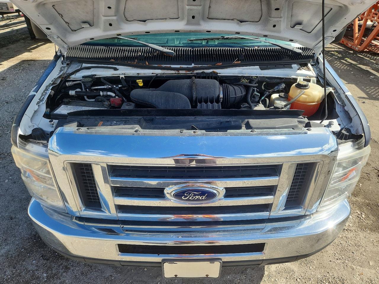2017 FORD Econoline VIN 1FDWE3F64HDC68140 photo 12