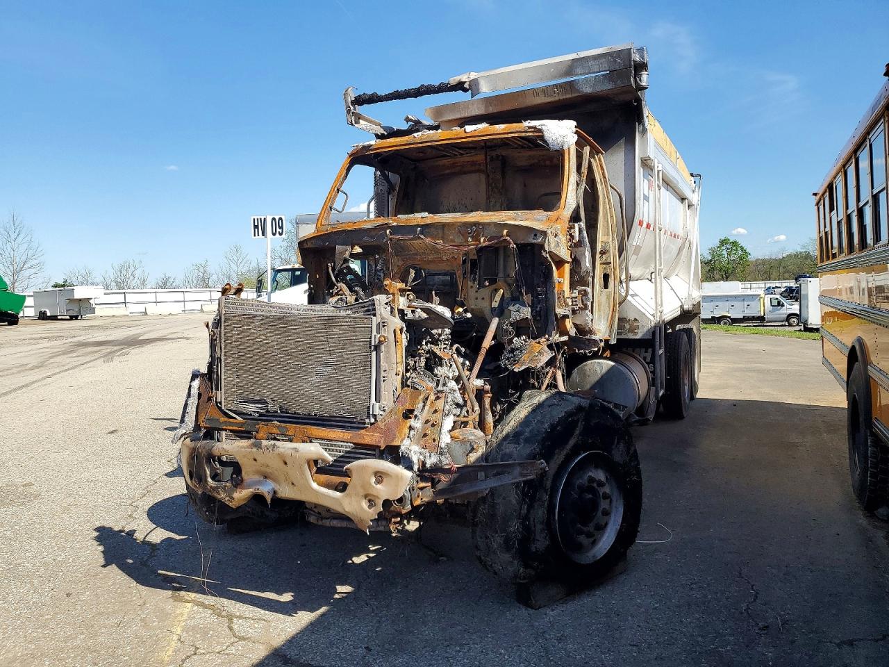 2009 STERLING All other VIN 2FZMAZCV89AAK2023 photo 2
