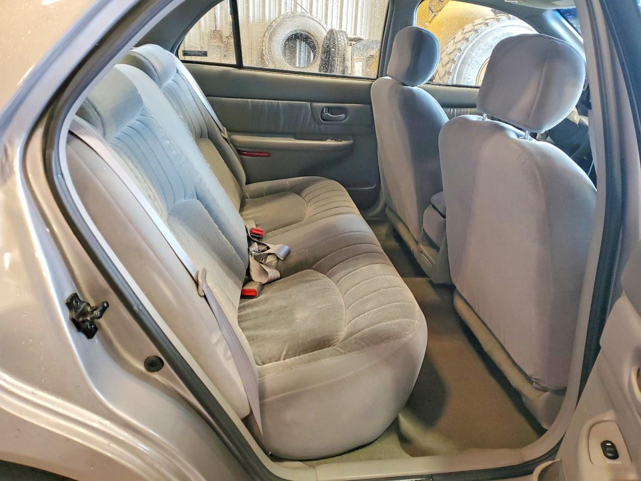1998 Buick Century VIN 2G4WS52MXW1538358 photo 10