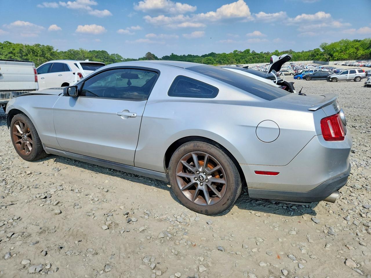 2011 Ford All models VIN 1ZVBP8AM8B5130003 photo 2