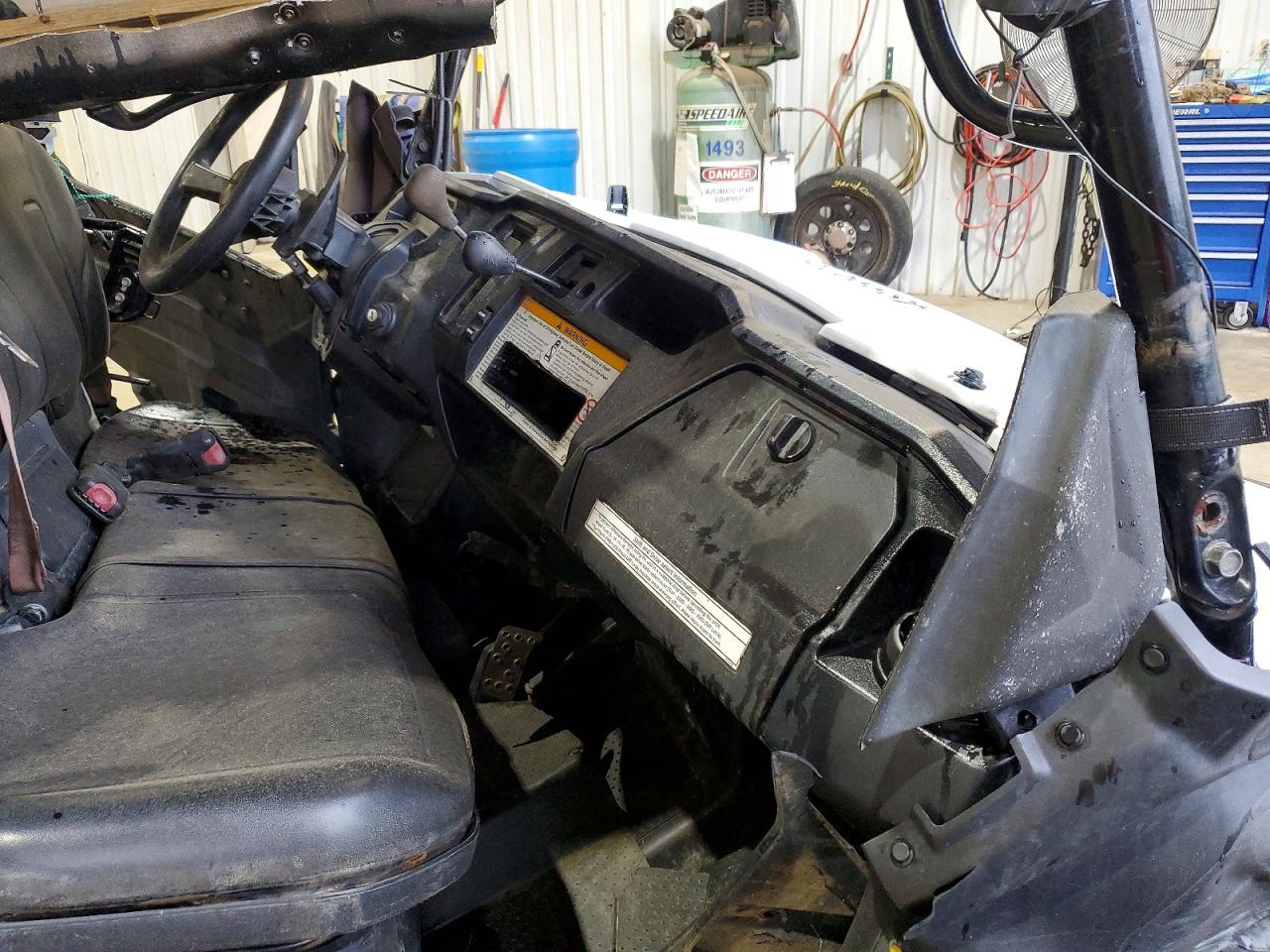 2016 Honda Sidebyside VIN 1HFVE04A2G4005588 photo 5