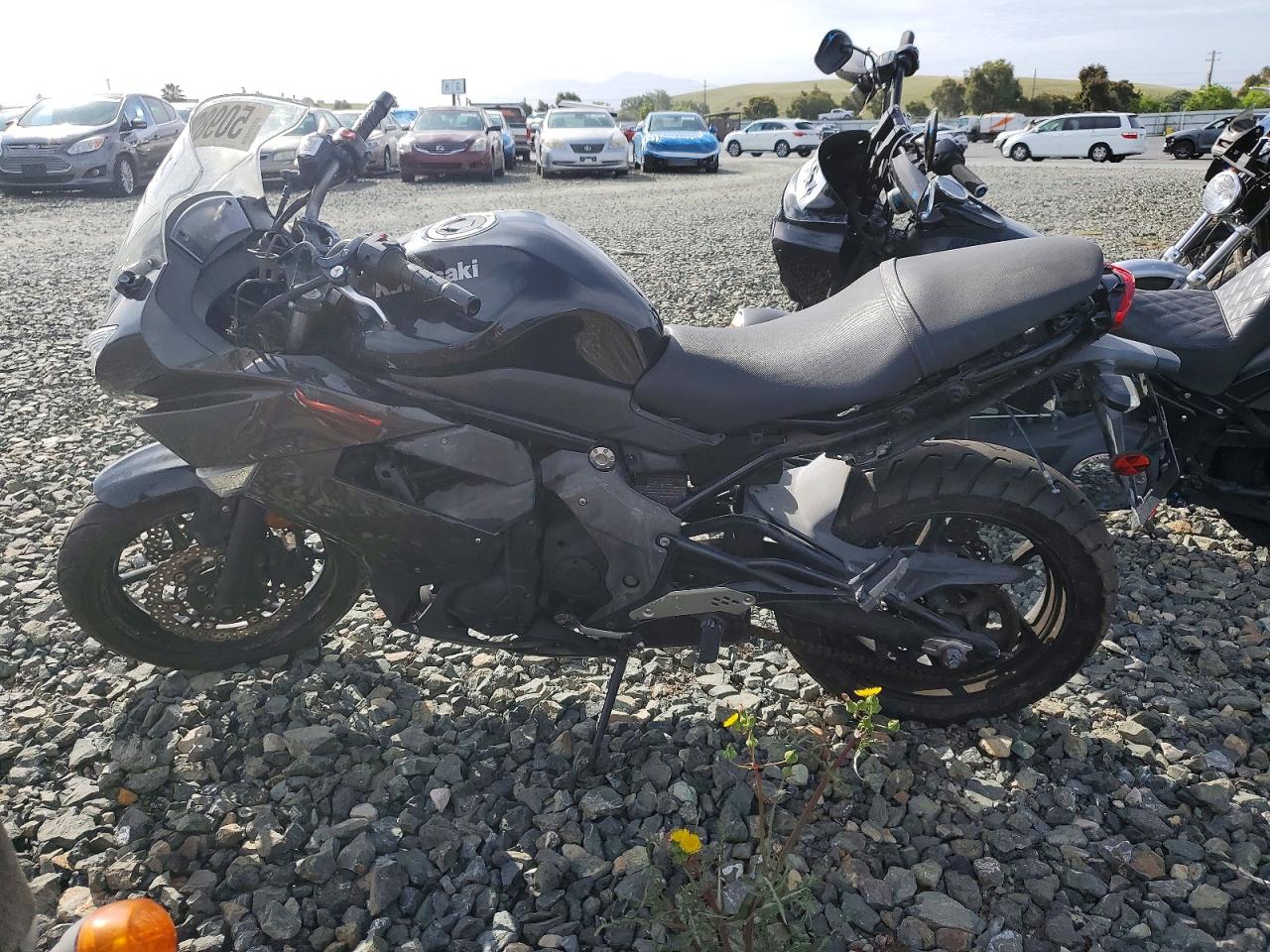 2011 Kawasaki Ex VIN JKAEXEC1XBDA67586 photo 3