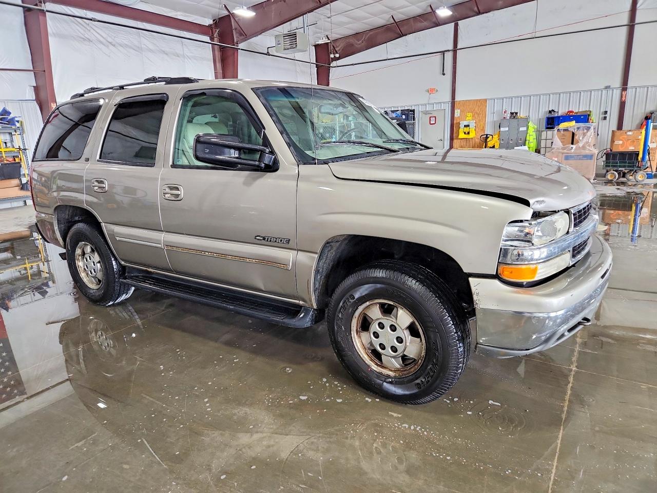 2001 Chevrolet Tahoe VIN 1GNEK13T21J142543 photo 4