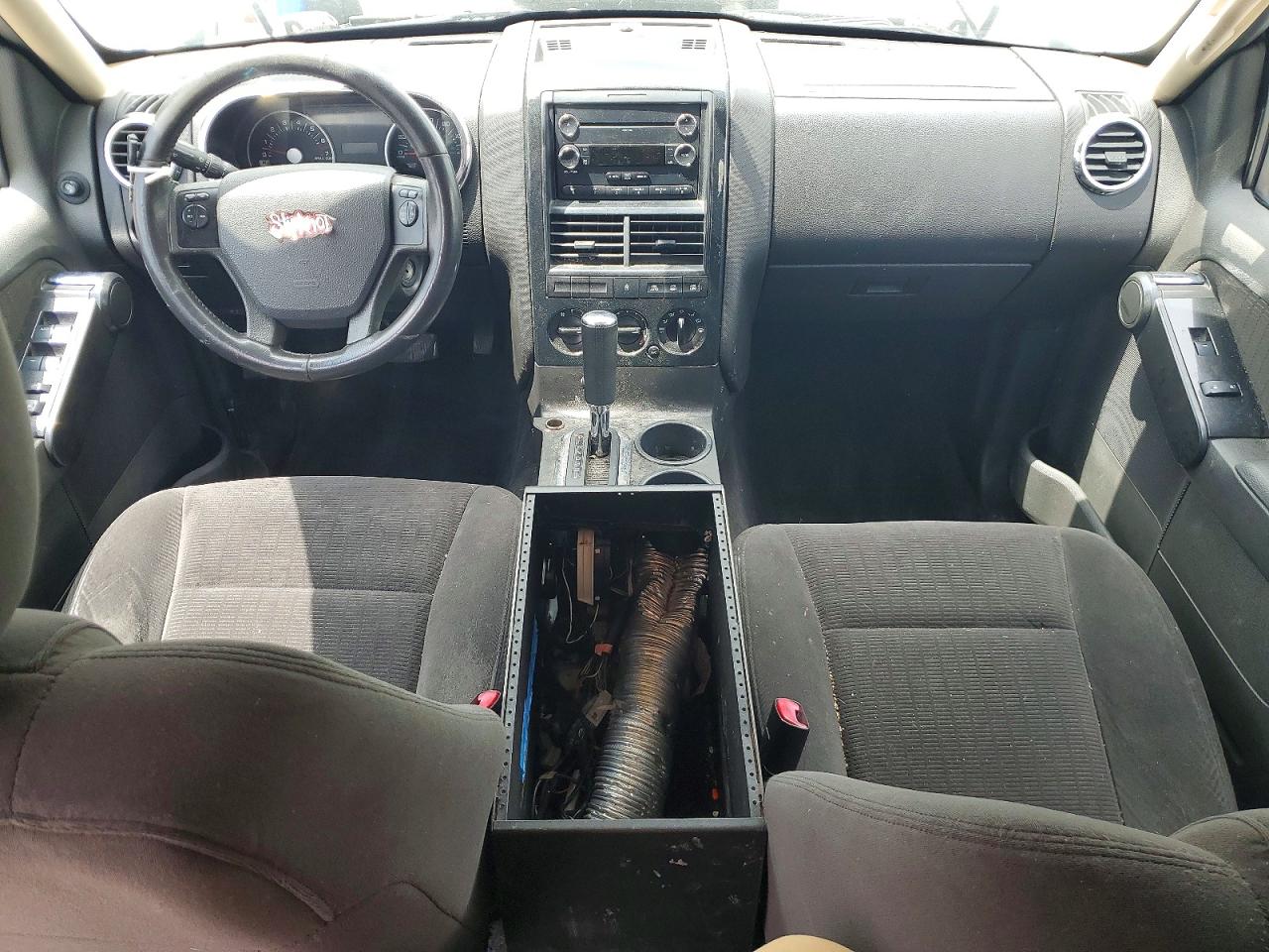 2010 Ford Explorer VIN 1FMEU7DE9AUA47008 photo 8