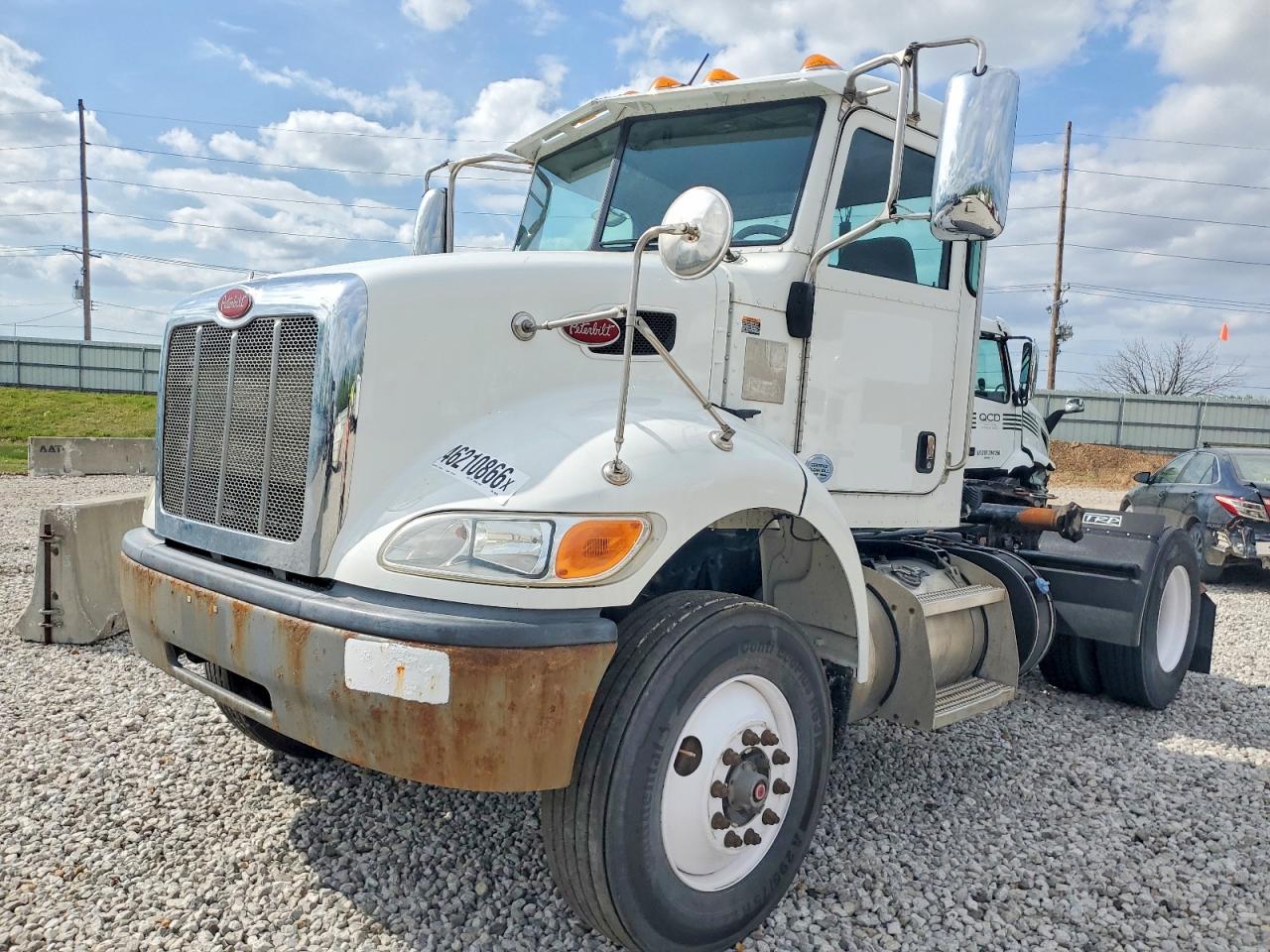 2017 PETERBILT All other VIN 1XP3AJ8X2HD430665 photo 2