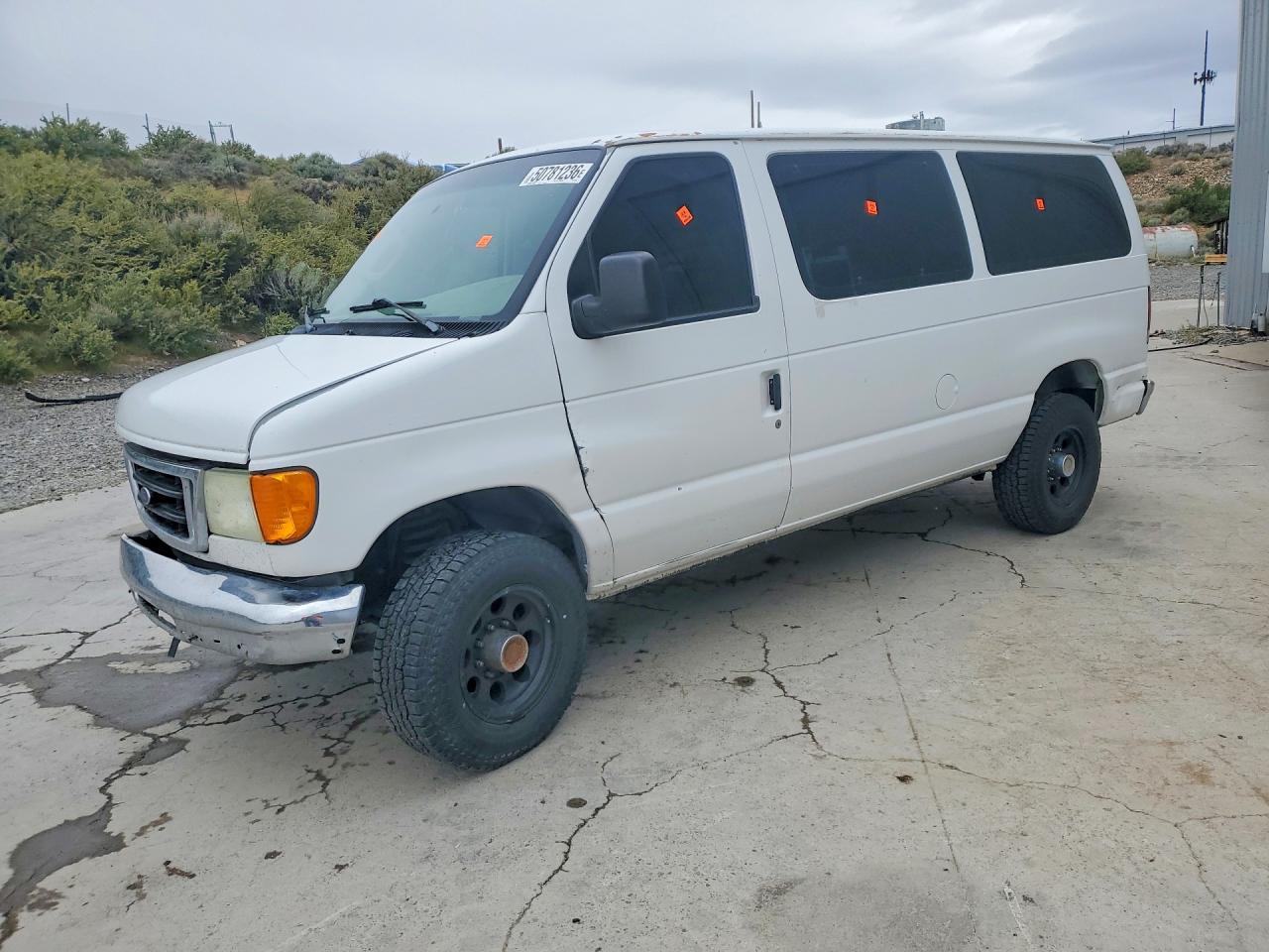 2006 Ford Econoline VIN 1FBNE31S26HA13744 photo 1