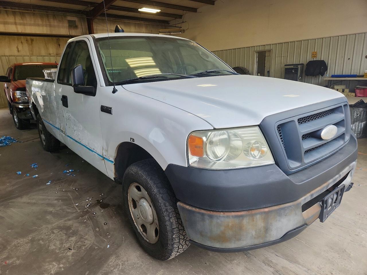 2008 Ford F150 VIN 1FTRF12218KC27868 photo 4