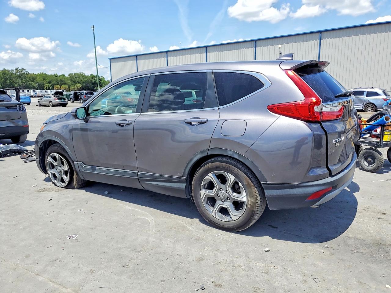 2018 Honda Crv VIN 5J6RW1H51JA007752 photo 2