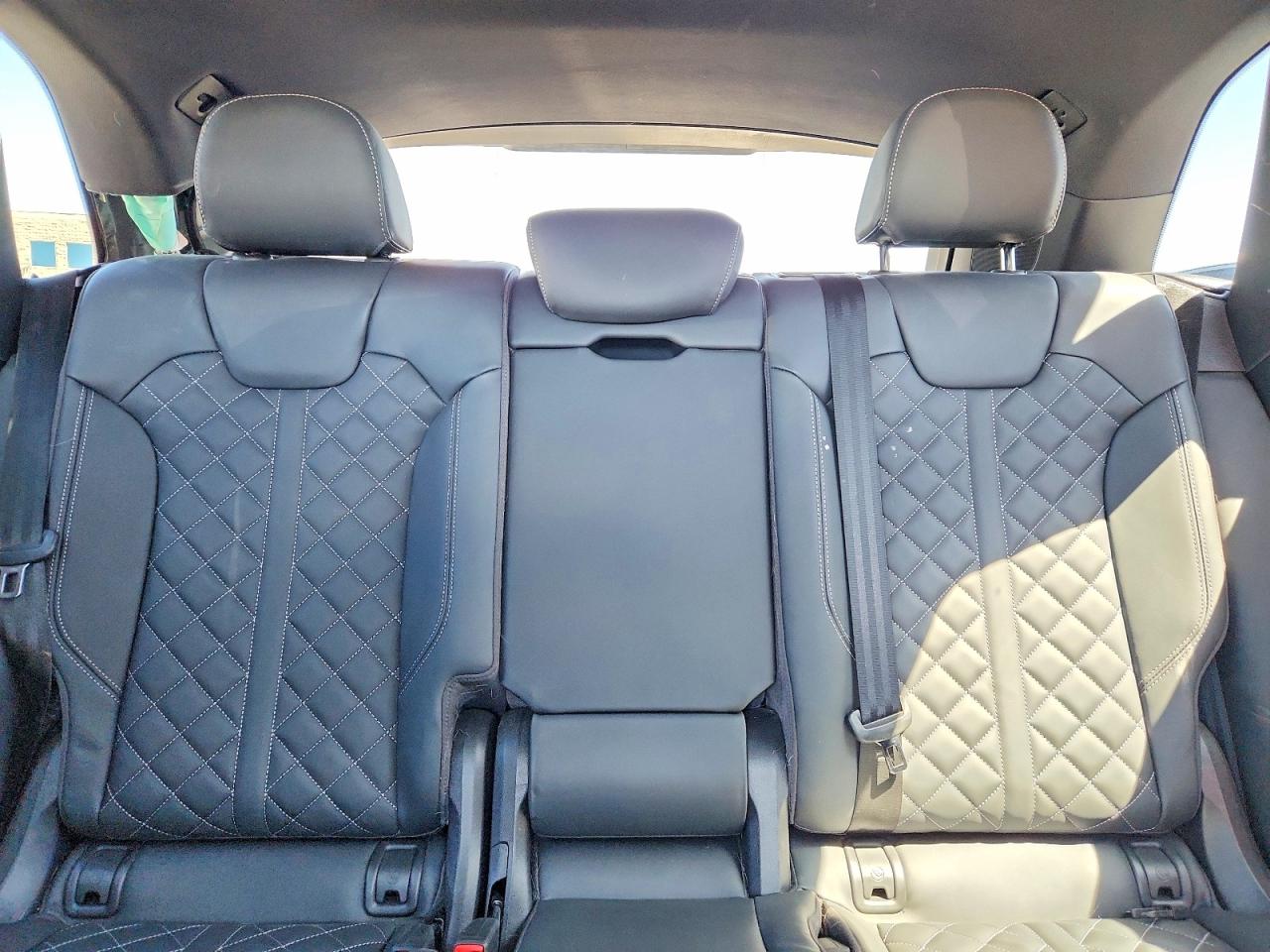 2025 Audi Sq5 VIN WA1B4AFY4S2032550 photo 10
