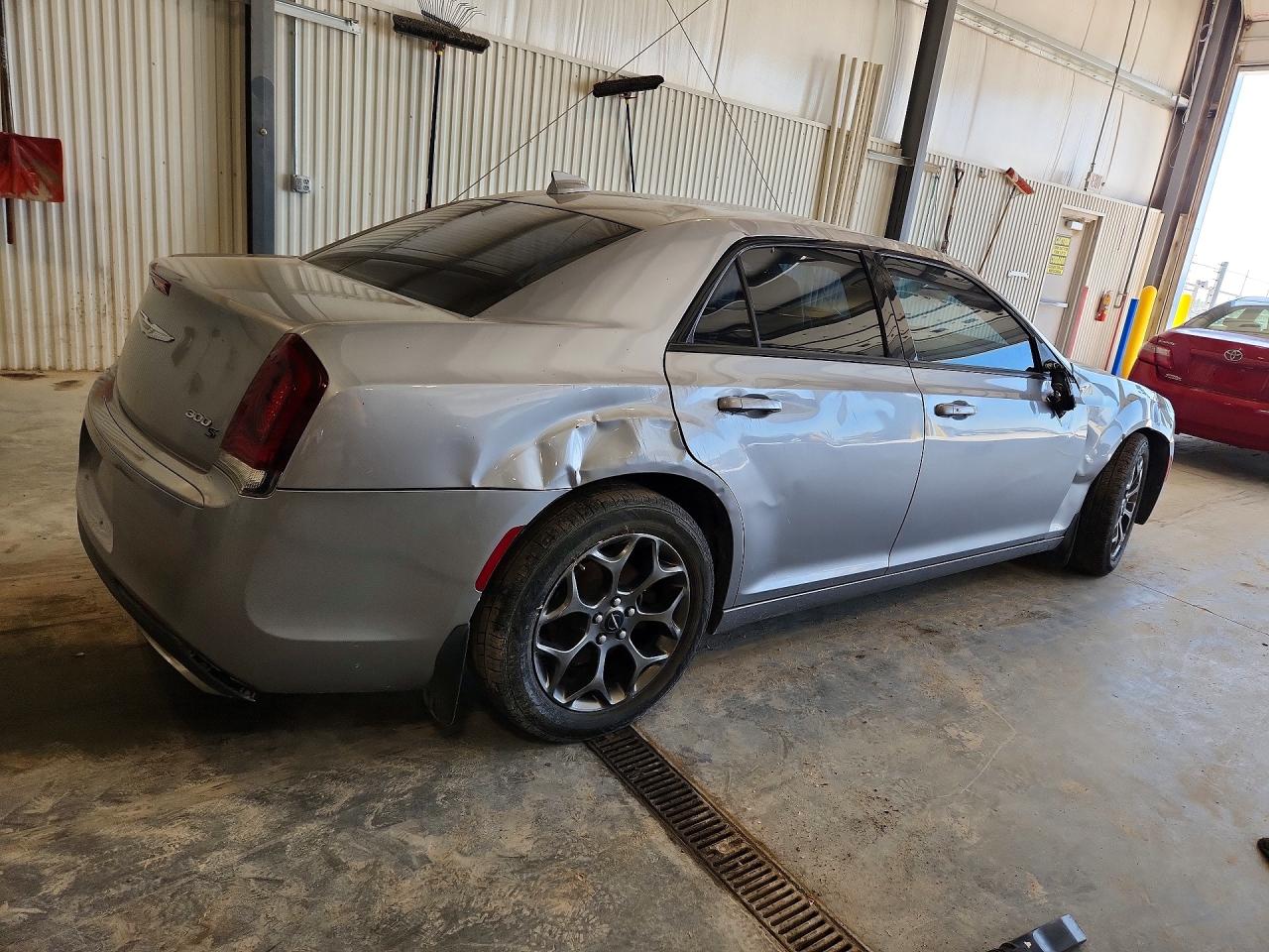 2016 Chrysler 300 VIN 2C3CCAGG6GH183007 photo 3