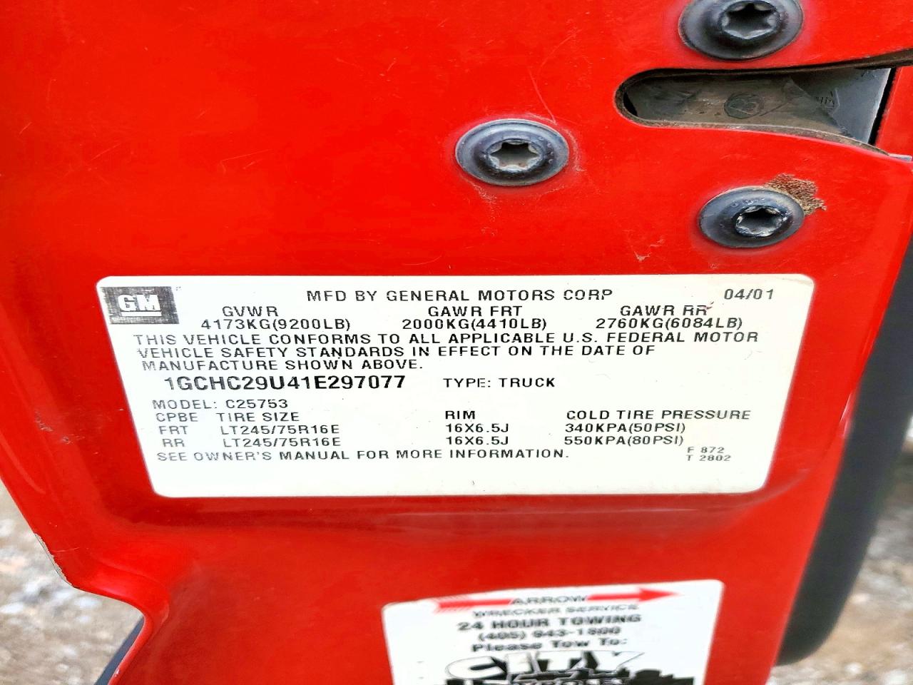 2001 CHEV Silverado VIN 1GCHC29U41E297077 photo 12