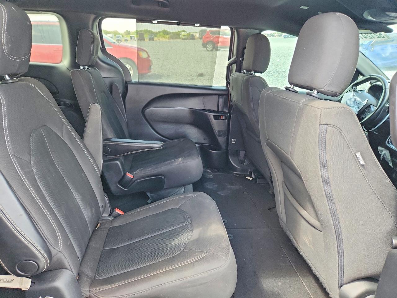 2020 CHRYSLER Pacifica VIN 2C4RC1FG8LR120079 photo 11