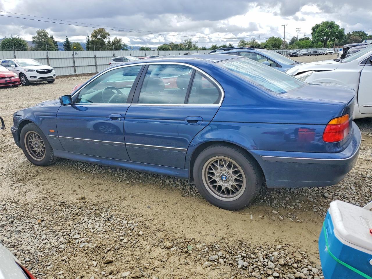 2000 BMW 5 series VIN WBADM6348YGU27417 photo 2